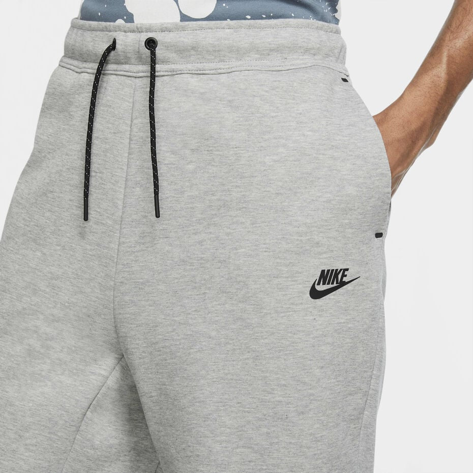 Nike Sportswear Tech Fleece Šorc