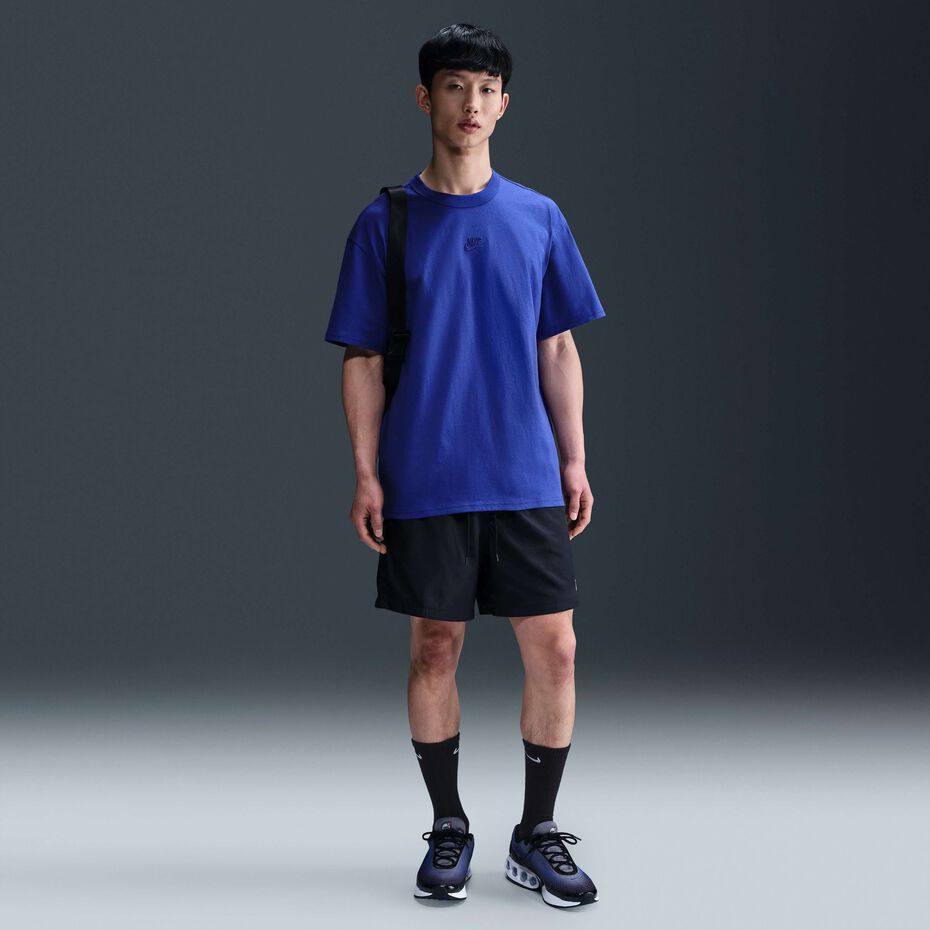 Nike Sportswear Premium Essentials Muška Majica