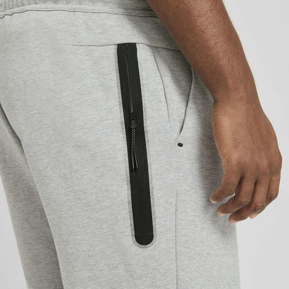 Nike Sportswear Tech Fleece Šorc