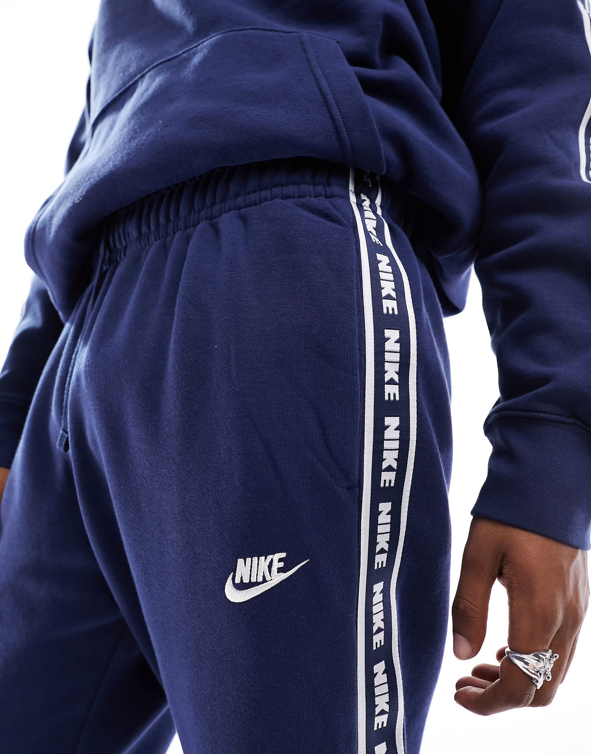 Nike Aries  Club Fleece komplet trenerka